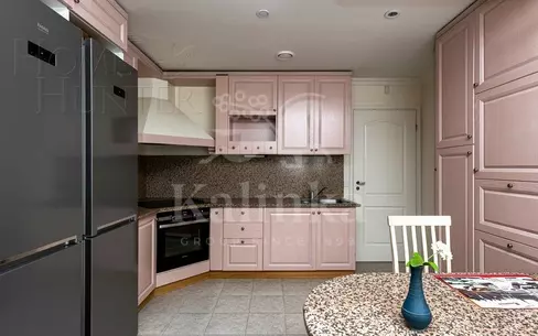 2-этажный коттедж 640 м² с отделкой