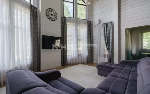 2-этажный коттедж 270 м² с отделкой