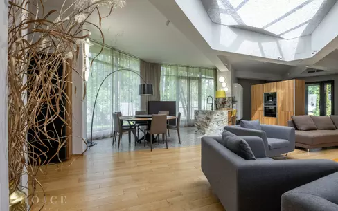 1-этажный коттедж 700 м² с отделкой
