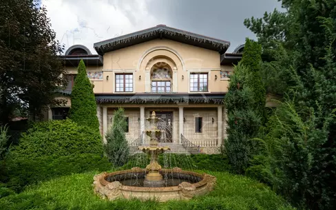 2-этажный коттедж 1 400 м² с отделкой