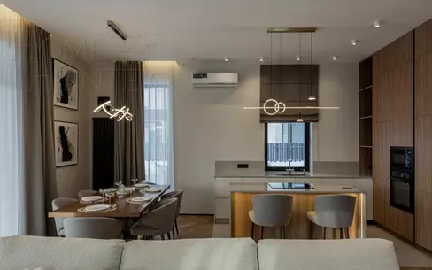 2-этажный коттедж 360 м² с отделкой