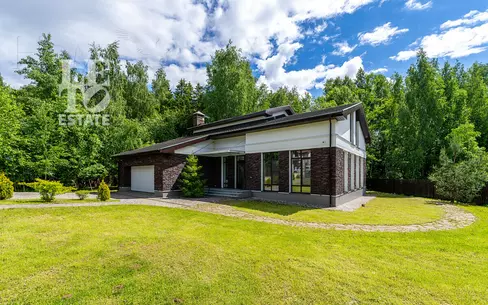 2-этажный коттедж 370 м² с отделкой