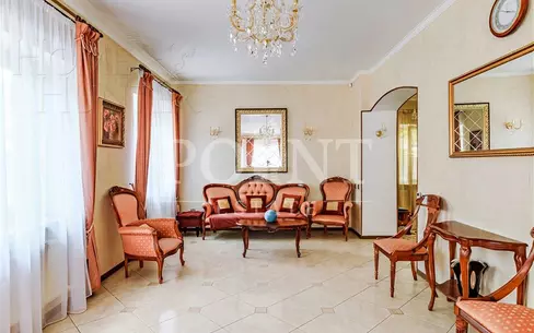 2-этажный коттедж 450 м² с отделкой