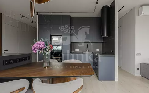 4-КОМН. КВАРТИРА С ОТДЕЛКОЙ 126.5 М² НА 38 ЭТАЖЕ