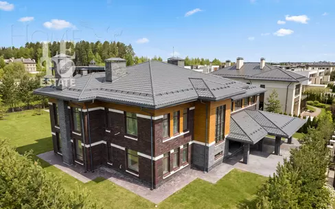 2-этажный коттедж 703 м² без отделки