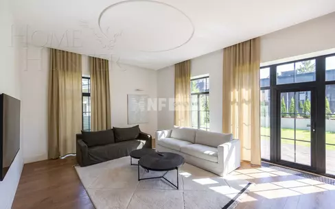 2-этажный коттедж 280 м² с отделкой