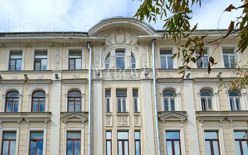 4-КОМН. КВАРТИРА С ОТДЕЛКОЙ 131.7 М² НА 2 ЭТАЖЕ