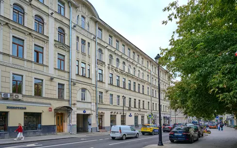 4-КОМН. КВАРТИРА С ОТДЕЛКОЙ 131.7 М² НА 2 ЭТАЖЕ