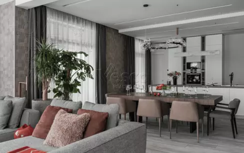 3-этажный коттедж 590 м² с отделкой