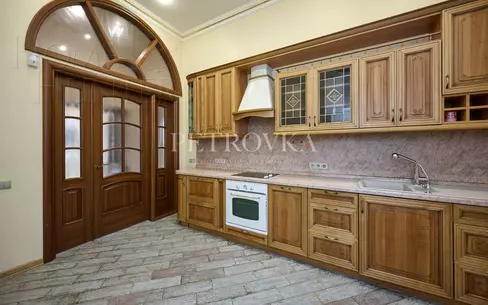 4-КОМН. КВАРТИРА С ОТДЕЛКОЙ 131.7 М² НА 2 ЭТАЖЕ