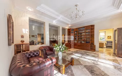 3-этажный коттедж 732.9 м² с отделкой