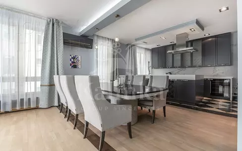 3-КОМН. КВАРТИРА С ОТДЕЛКОЙ 135 М² НА 3 ЭТАЖЕ