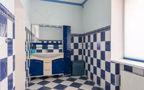 2-этажный коттедж 1 250 м² с отделкой