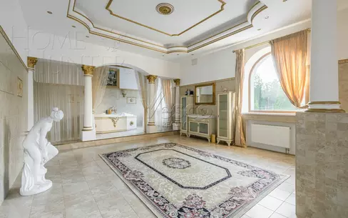 2-этажный коттедж 1 250 м² с отделкой