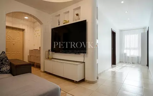 4-КОМН. КВАРТИРА С ОТДЕЛКОЙ 107 М² НА 2 ЭТАЖЕ