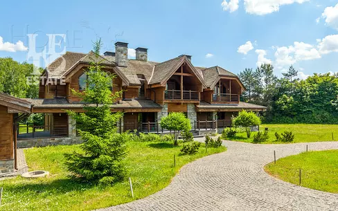1-этажный коттедж 600 м² с отделкой