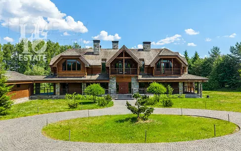 1-этажный коттедж 600 м² с отделкой