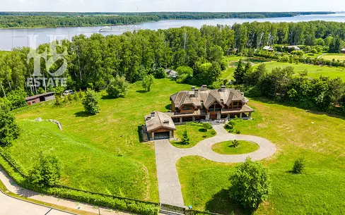 1-этажный коттедж 600 м² с отделкой