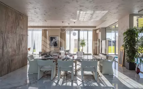 2-этажный коттедж 1 500 м² с отделкой