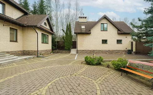 2-этажный коттедж 456.4 м² с отделкой