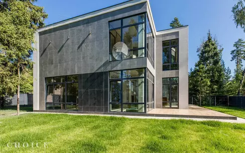 2-этажный коттедж 520 м² без отделки