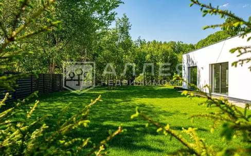 1-этажный коттедж 300 м² с отделкой