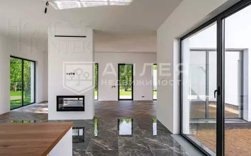1-этажный коттедж 300 м² с отделкой