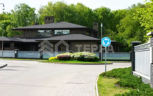 2-этажный коттедж 793.82 м² без отделки