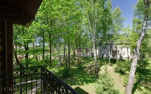 3-этажный коттедж 2 350 м² без отделки