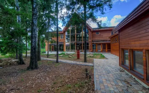 2-этажный коттедж 432.7 м² без отделки