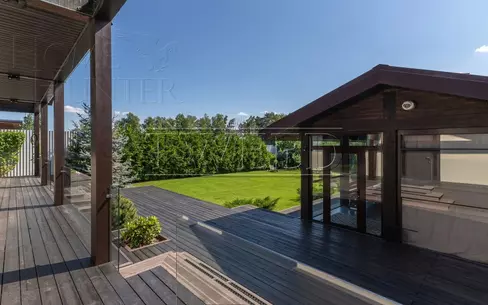 2-этажный коттедж 363 м² с отделкой