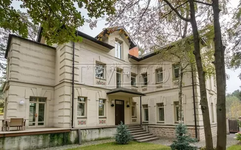 4-этажный коттедж 410 м² с отделкой