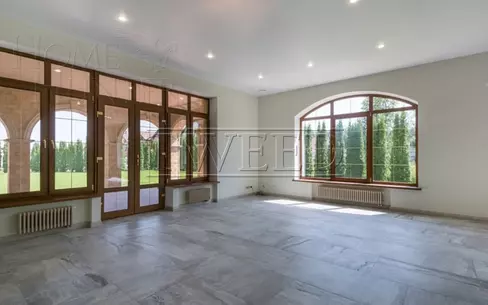 3-этажный коттедж 1 530 м² с отделкой