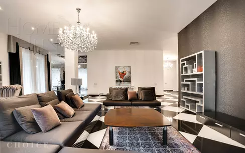 3-этажный коттедж 1 300 м² с отделкой