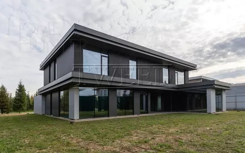 2-этажный коттедж 920 м² без отделки