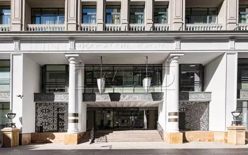 4-КОМН. КВАРТИРА С ОТДЕЛКОЙ 213.1 М² НА 5 ЭТАЖЕ