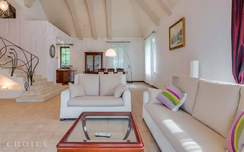 2-этажный коттедж 650 м² с отделкой