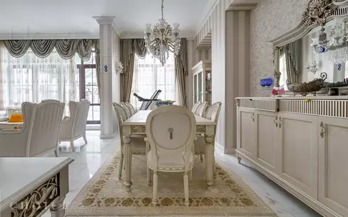 3-этажный таунхаус 400 м² с отделкой
