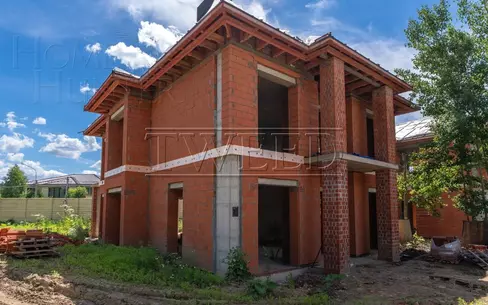 2-этажный коттедж 347.7 м² без отделки