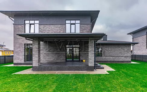 2-этажный коттедж 324 м² с отделкой
