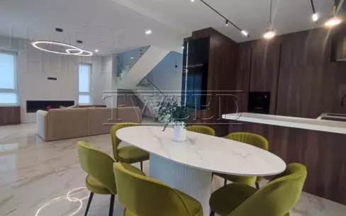 2-этажный коттедж 193 м² с отделкой