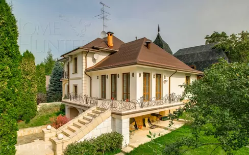 2-этажный коттедж 650 м² с отделкой