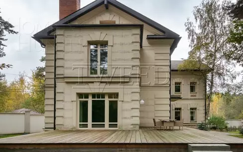 4-этажный коттедж 410 м² с отделкой