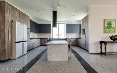 2-этажный коттедж 750 м² с отделкой