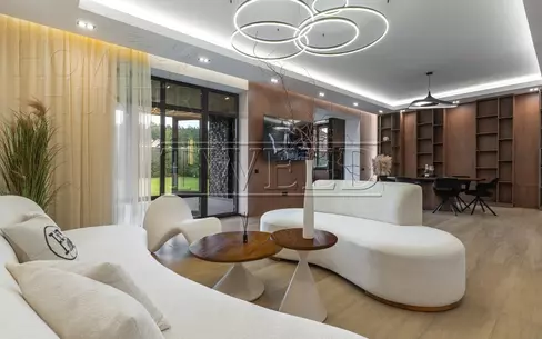 2-этажный коттедж 340 м² с отделкой