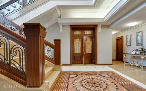 4-этажный коттедж 1 200 м² с отделкой