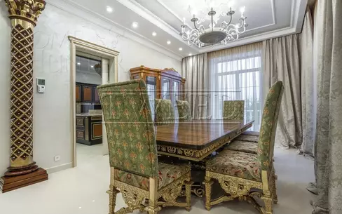 2-этажный коттедж 650 м² с отделкой