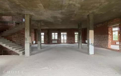2-этажный коттедж 600 м² без отделки