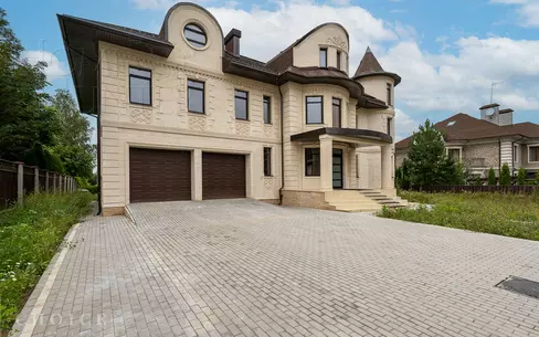 2-этажный коттедж 860 м² без отделки