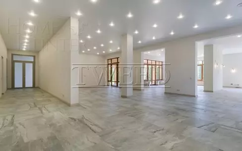 3-этажный коттедж 1 530 м² с отделкой